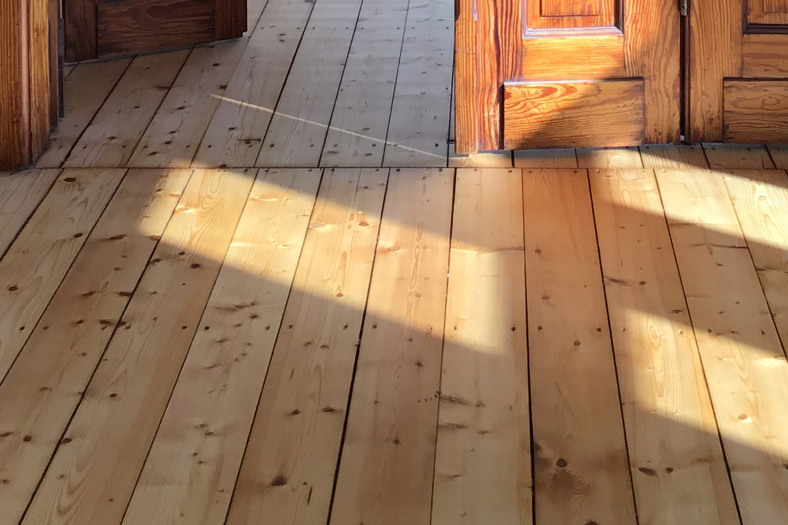 aufgearbeitete Dielen